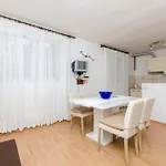Apartment And Janja Primosten