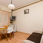 Apartment And Janja Primosten