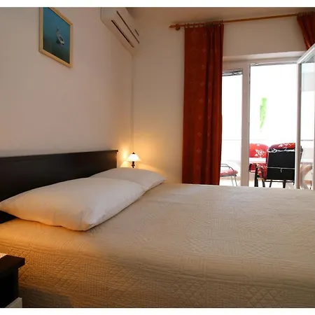 Apartment And Janja Primosten