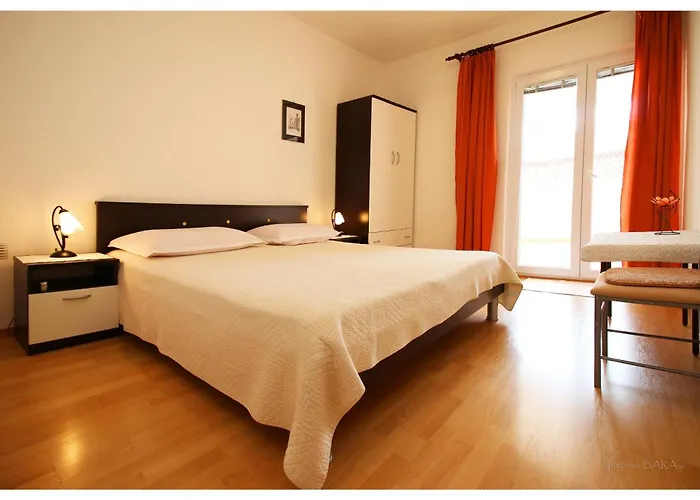 Apartment And Janja Primosten